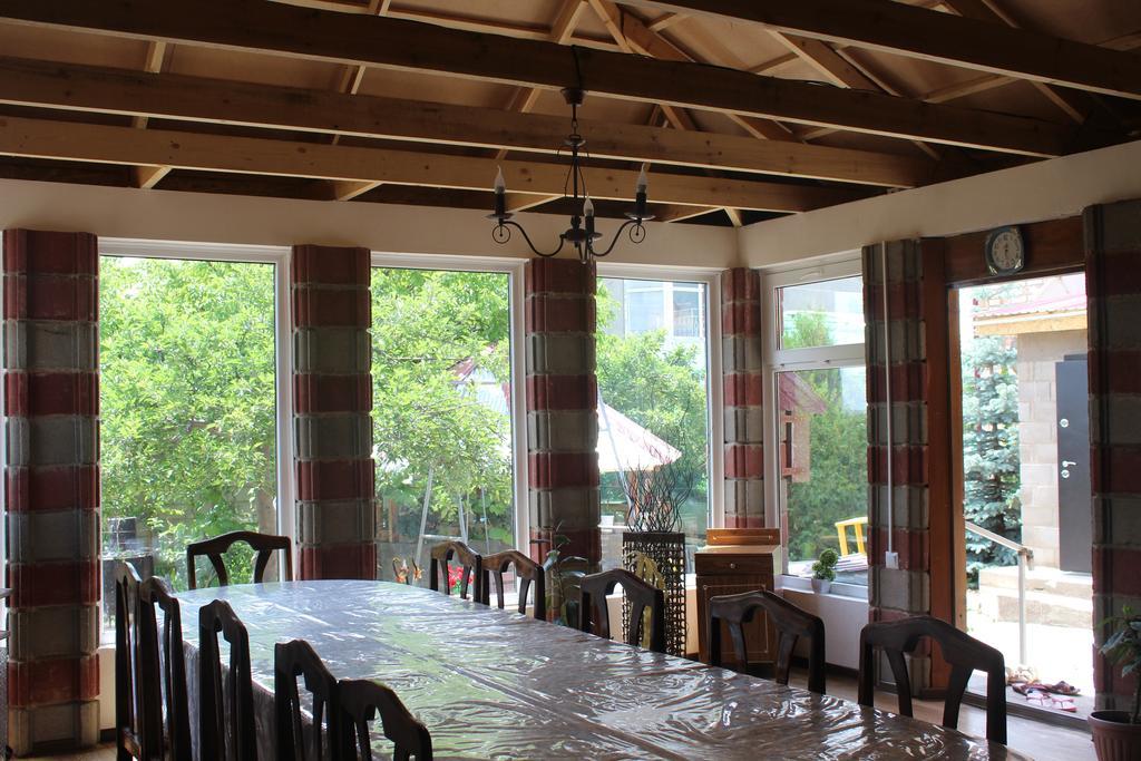Guest House Visit Cholpon-Ata Bagian luar foto
